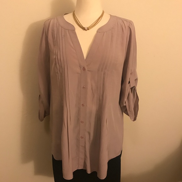 BCBG Max Azria Lilac Silk V-neck Blouse - Picture 2 of 4